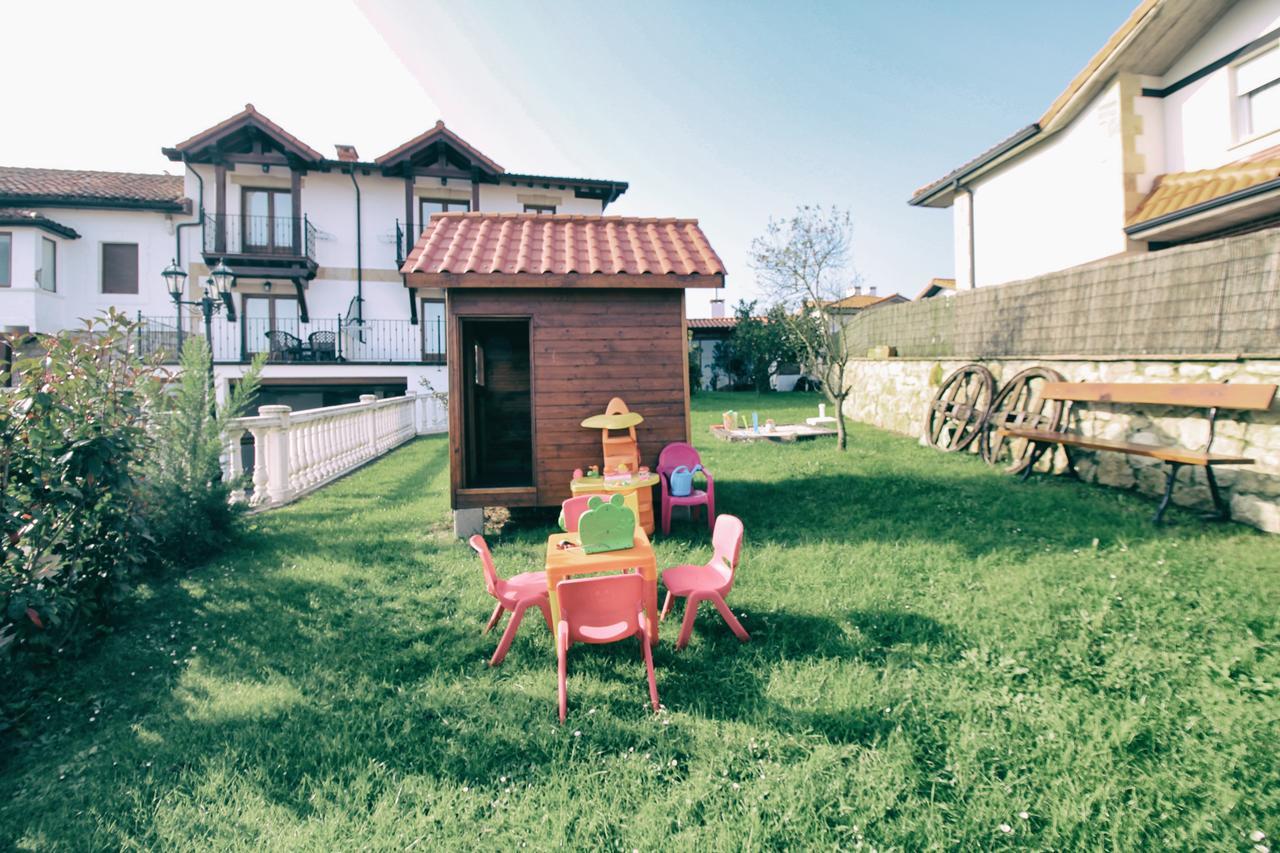 Apartamentos La Fuente De Enmedio Suances Esterno foto